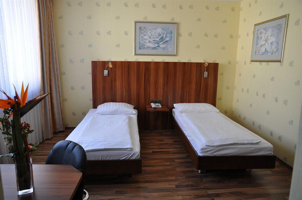 Hotel Astoria فرانكفورت المظهر الخارجي الصورة