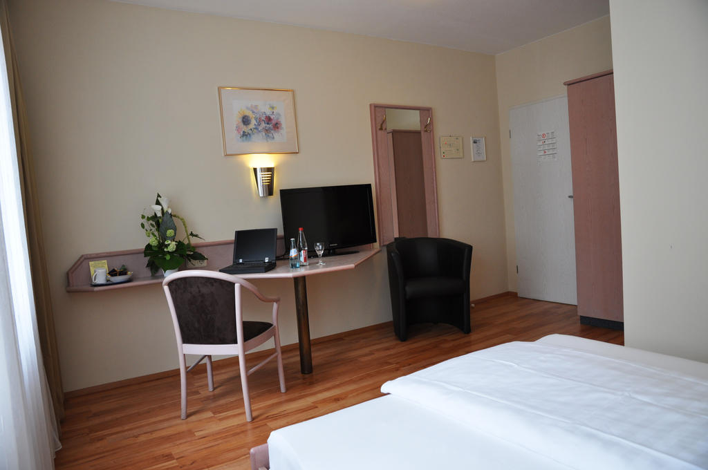 Hotel Astoria فرانكفورت المظهر الخارجي الصورة